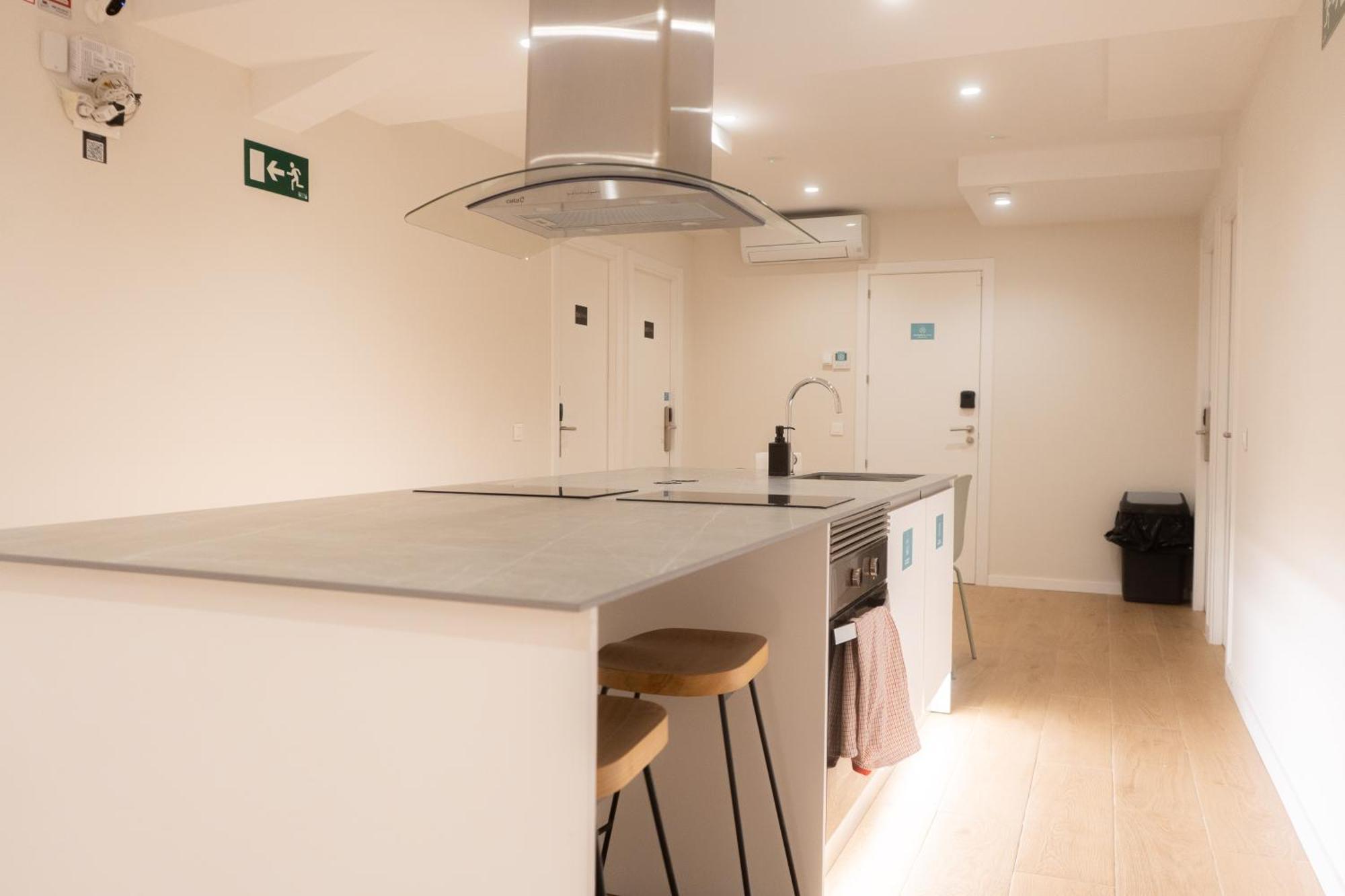 I'M Room Suites Nuevos Ministerios - Bernabeu 'Digital Access' Madri Exterior foto