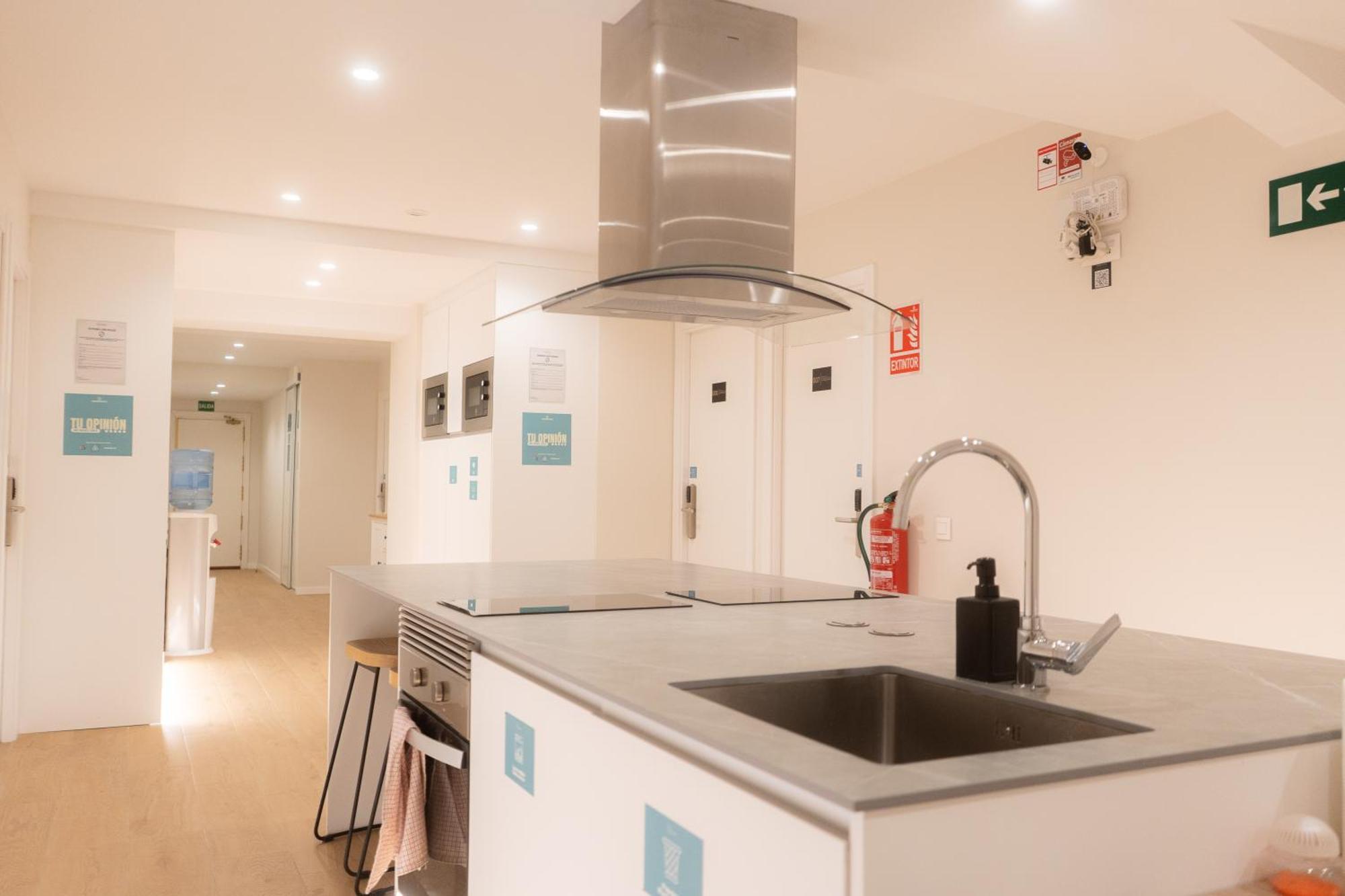 I'M Room Suites Nuevos Ministerios - Bernabeu 'Digital Access' Madri Exterior foto