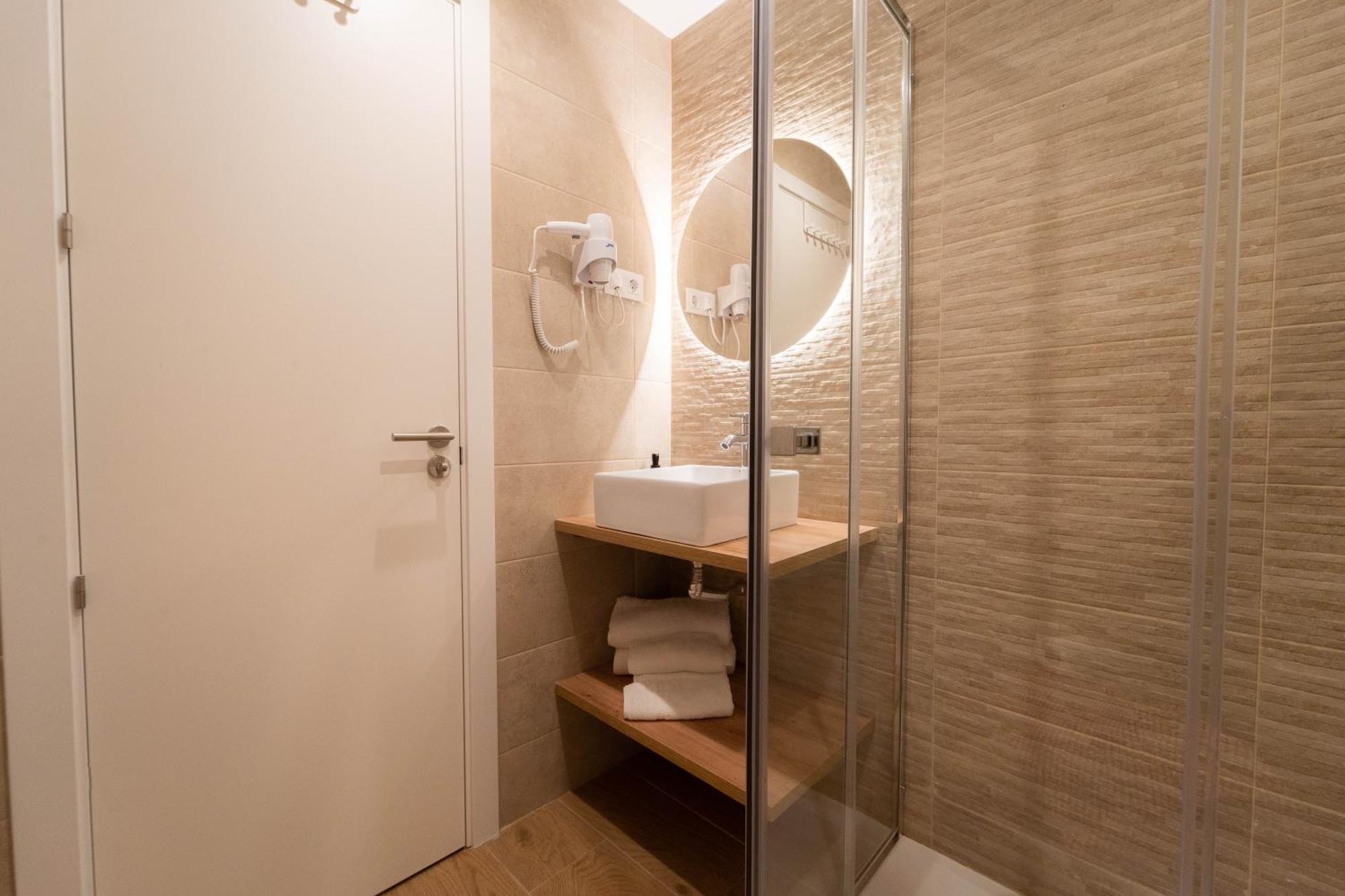 I'M Room Suites Nuevos Ministerios - Bernabeu 'Digital Access' Madri Quarto foto