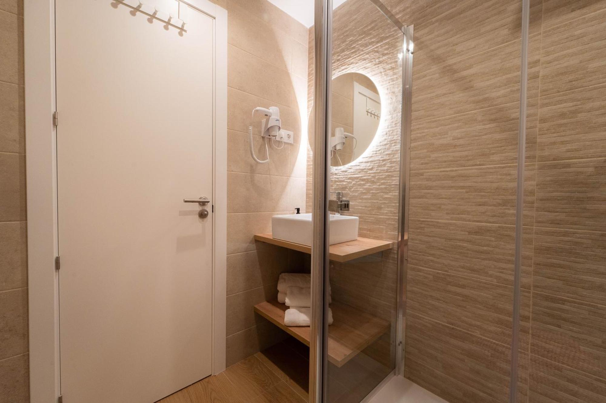I'M Room Suites Nuevos Ministerios - Bernabeu 'Digital Access' Madri Quarto foto